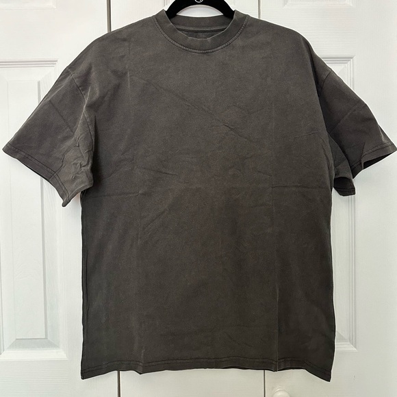 RUE PORTER- NWT -Mens Vintage Black T-Shirt - Picture 2 of 11